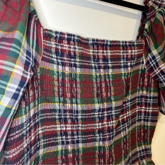 AMERICAN EAGLE Red Smocked Puff Sleeve Cropped Top - Picture 5 of 10